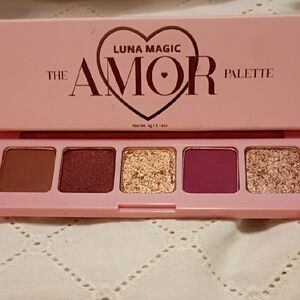 Luna Magic's Amor Palette